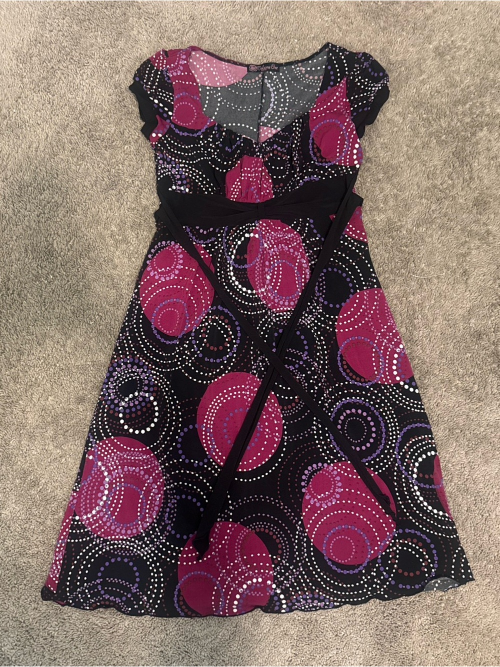 Fit & Flare Midi Dress in Black with Magenta Circle Print